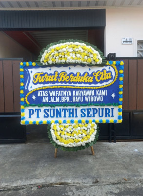 Papan Bunga Duka di Napal Putih